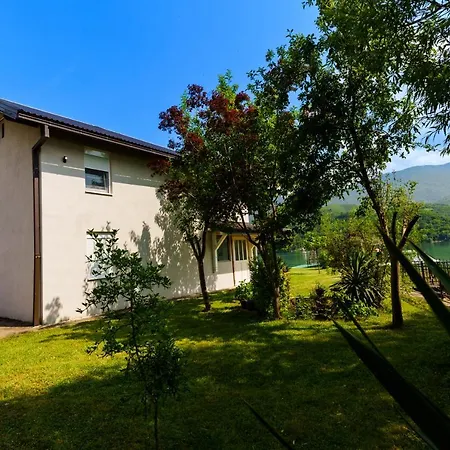 Vikendica Gorica-jablanicko Jezero * Konjic