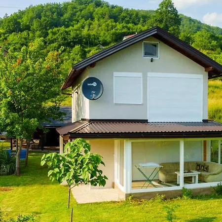 Vikendica Gorica-jablanicko Jezero * Konjic