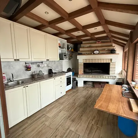 Vikendica Gorica-jablanicko Jezero * Konjic