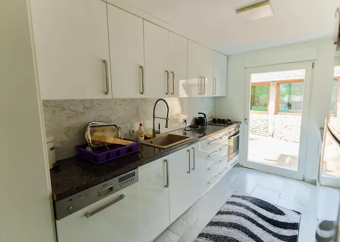 Willa Vikendica Gorica-jablanicko Jezero