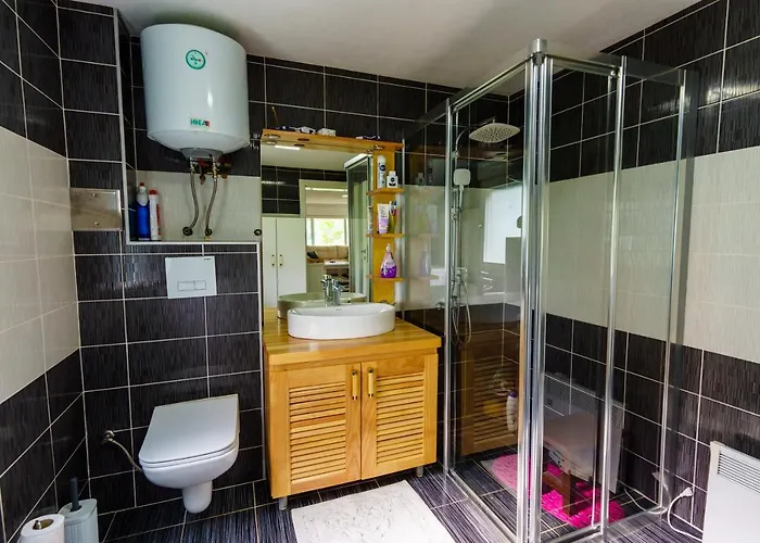 Vikendica Gorica-jablanicko Jezero Konjic