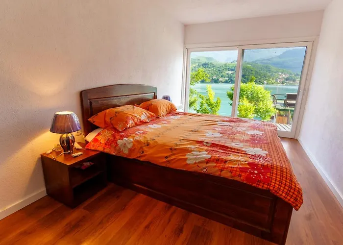 Vikendica Gorica-jablanicko Jezero *